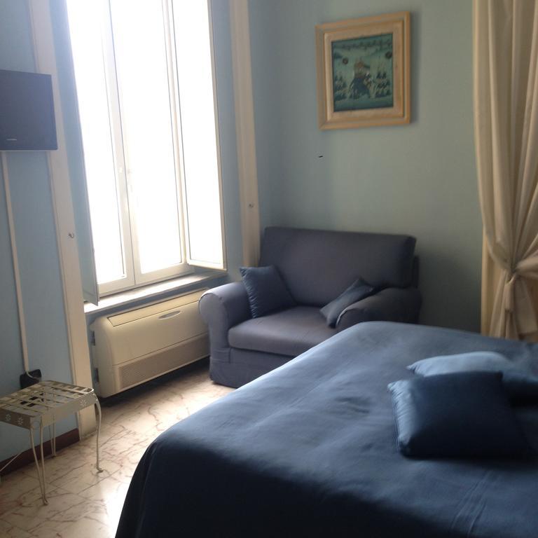 나폴리 La Dimora Dei Baroni B&B 객실 사진