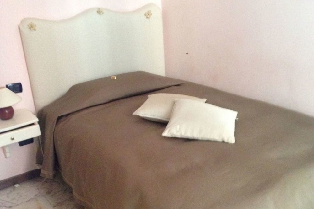 나폴리 La Dimora Dei Baroni B&B 외부 사진